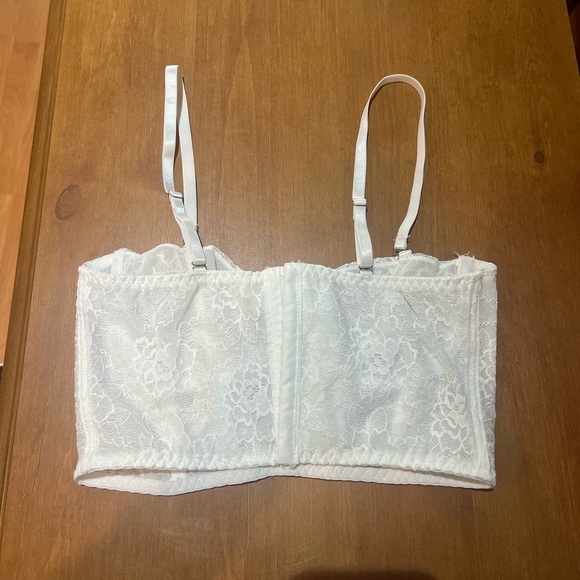 White lace corset top - Picture 9 of 11